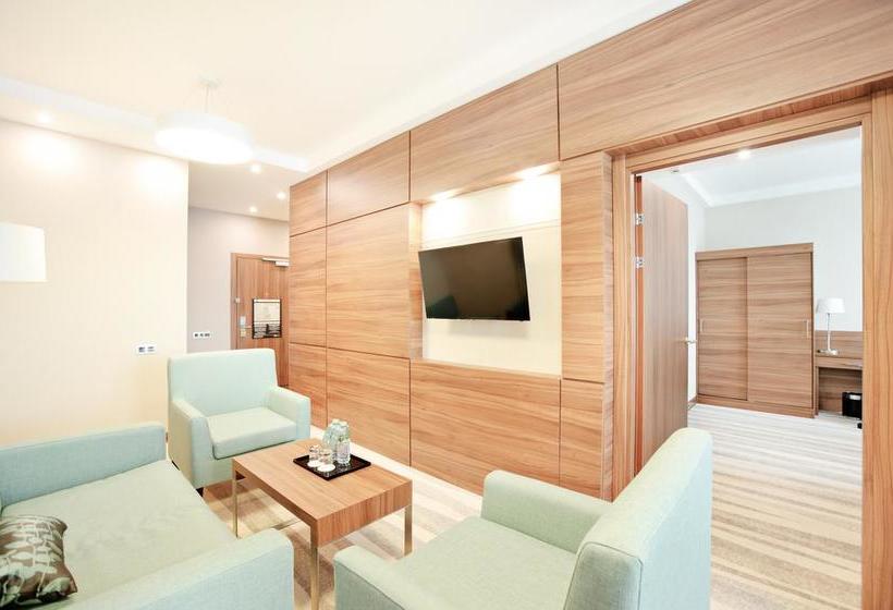 Hotel Hilton Garden Inn Moscow Krasnoselskaya 19