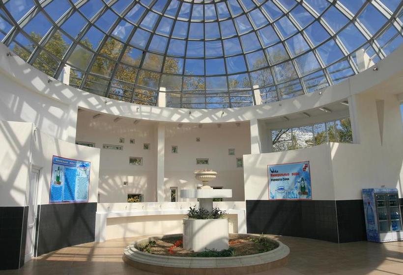 Hotel Smena Adlerkurort 11