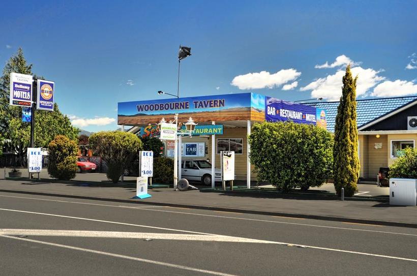 Woodbourne Tavern & Motel 18
