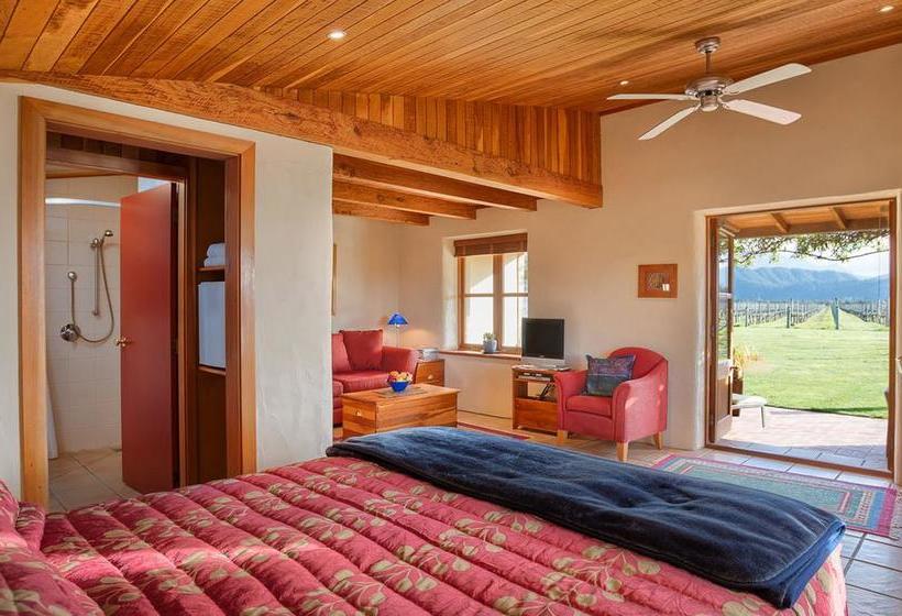 Bed and Breakfast Straw Lodge Vineyard And Boutique Lodging Renwick