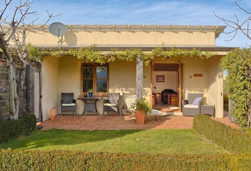 Bed and Breakfast Straw Lodge Vineyard And Boutique Lodging 12