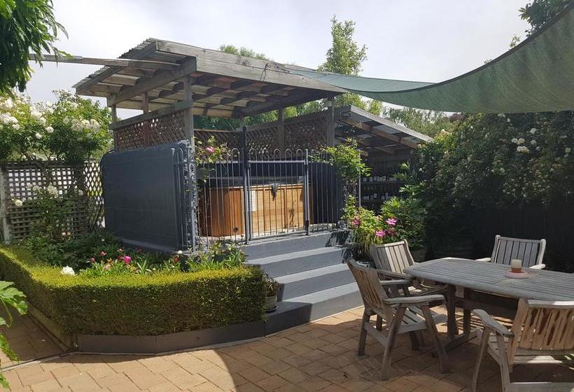 Olde Mill House B&b & Bike2wine Cycle Hire 12