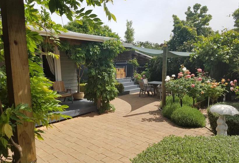 Olde Mill House B&b & Bike2wine Cycle Hire 8