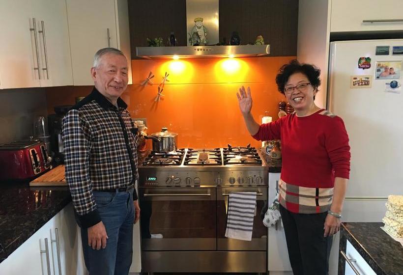 Cromwell Bed And Breakfast 14