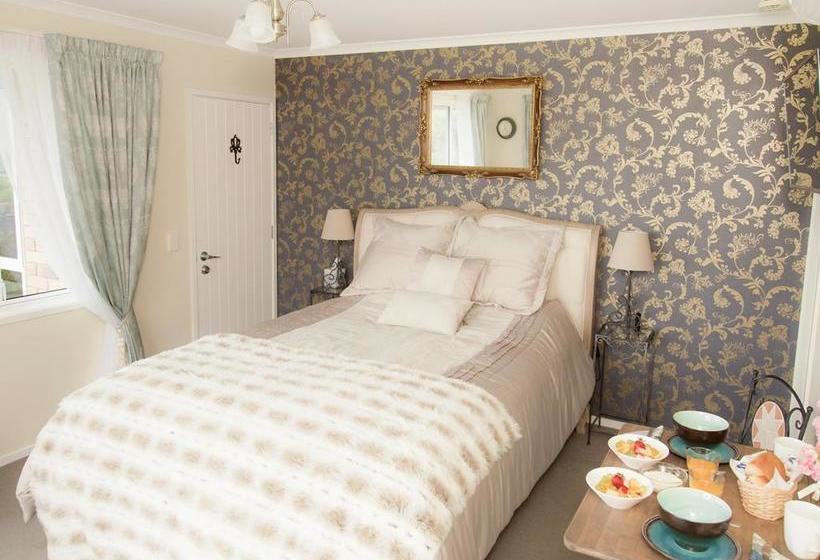 Bed and Breakfast Above The Bay