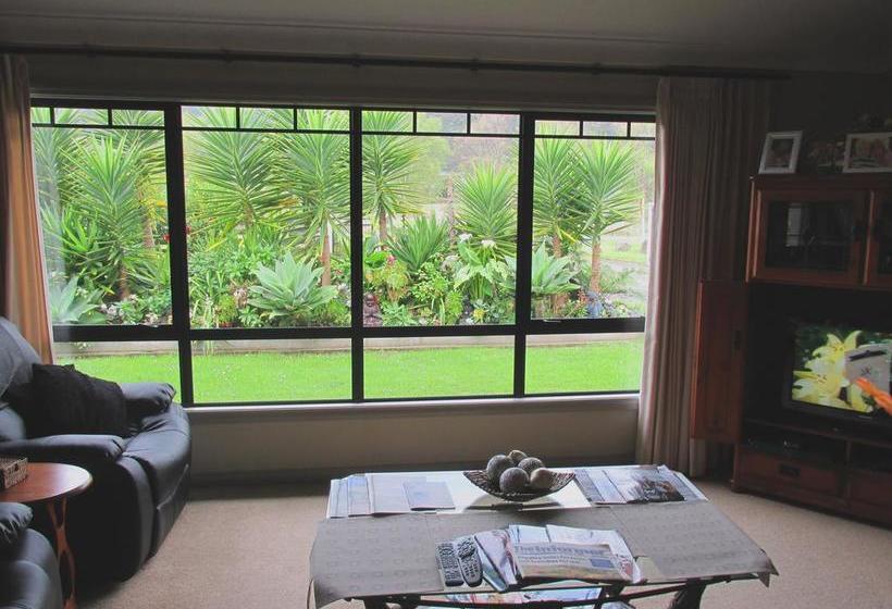 Mangrove Manor Bed & Breakfast 15