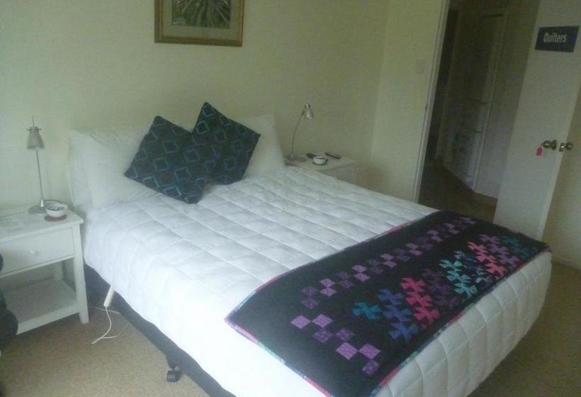 Blue Spur Bed And Breakfast 8