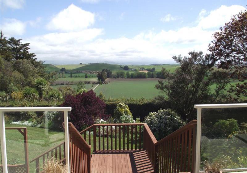 Ploughview Bed And Breakfast 7