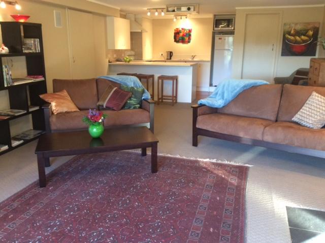 Ploughview Bed And Breakfast 9