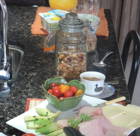 Bed and Breakfast Reads Ritz 17