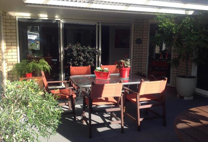 Bed and Breakfast Reads Ritz 5