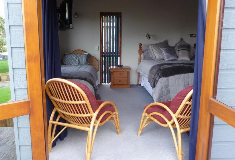 Bed and Breakfast B And B On Puriri 8