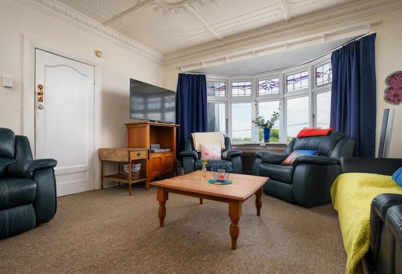 Hostel Pavlova Palace 13