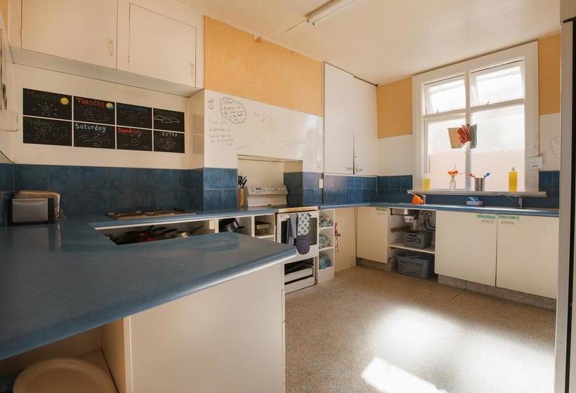 Hostel Pavlova Palace 4