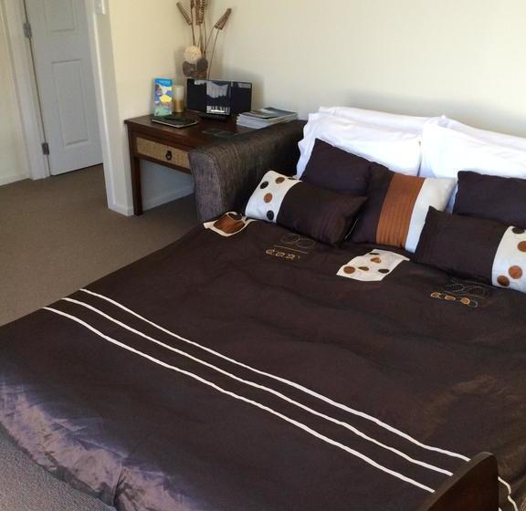 Bed and Breakfast Annie S Loft And Studio 10