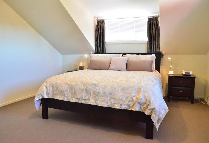 Bed and Breakfast Annie S Loft And Studio 4