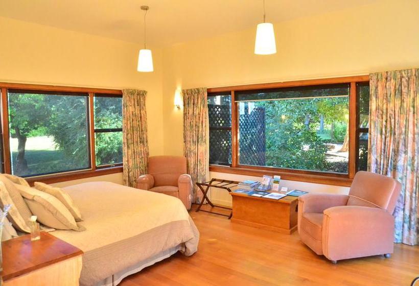 Bed and Breakfast Annie S Loft And Studio 6