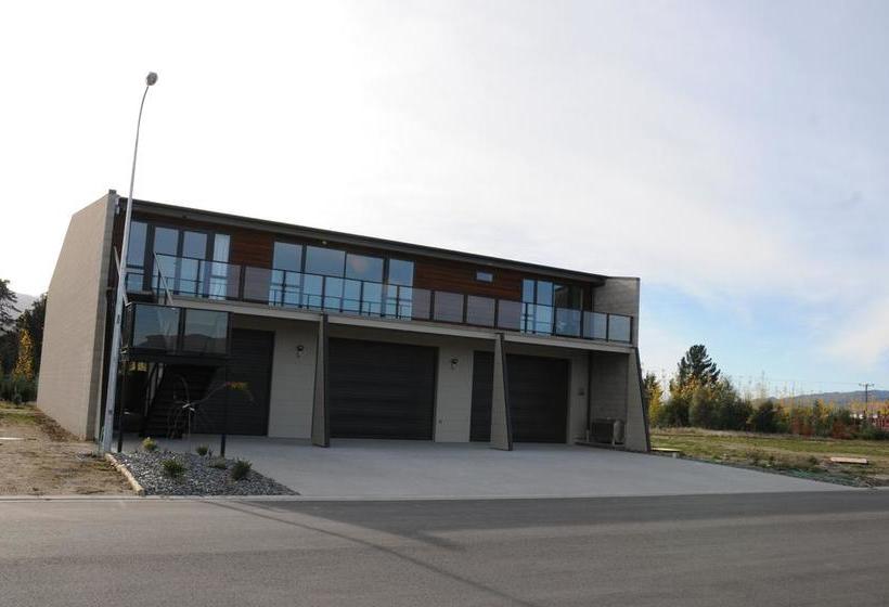 Hostel Falcon S Nest 4