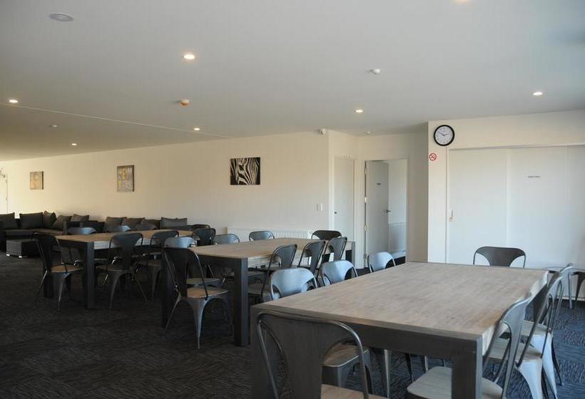 Hostel Falcon S Nest 5