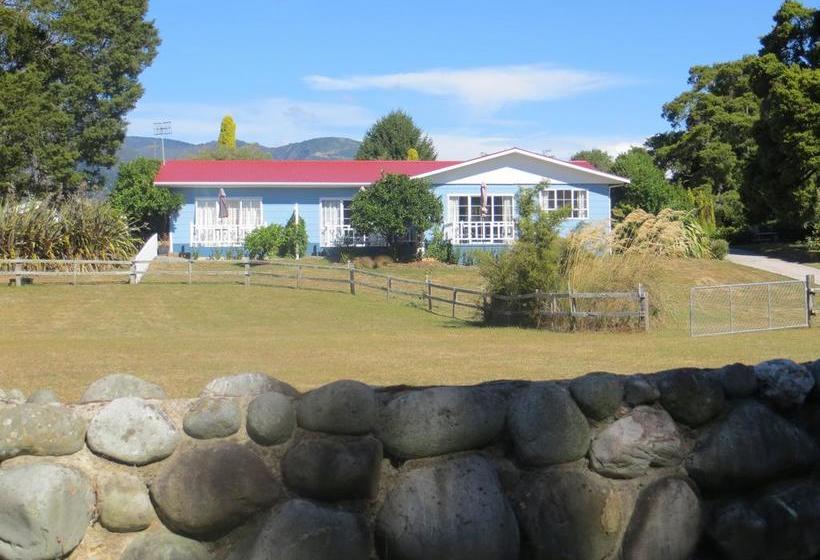 Rose Cottage Motel Takaka South Island