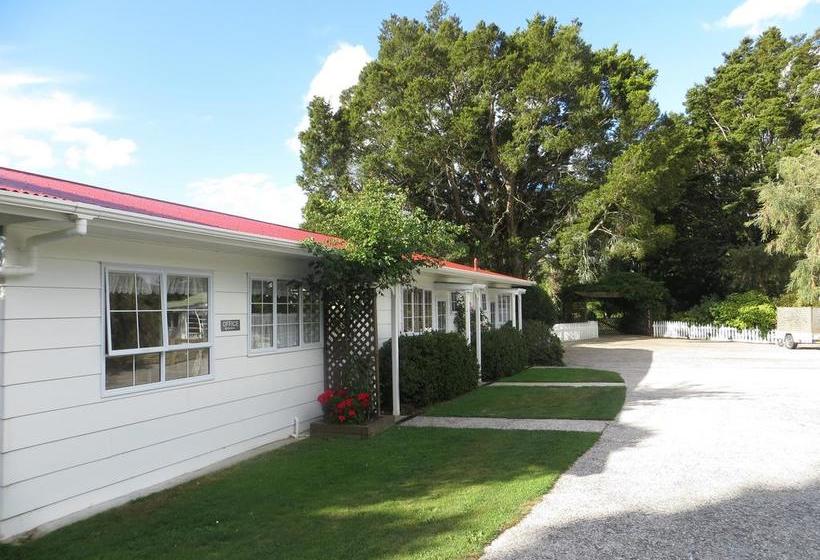 Rose Cottage Motel 2