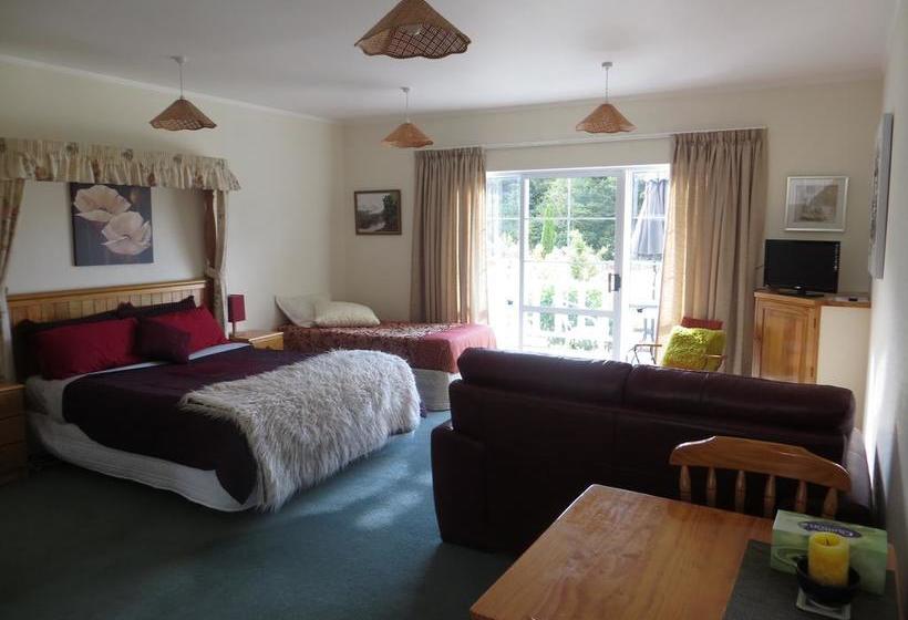 Rose Cottage Motel 4