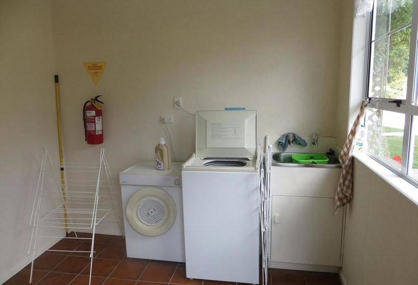 Rose Cottage Motel 7