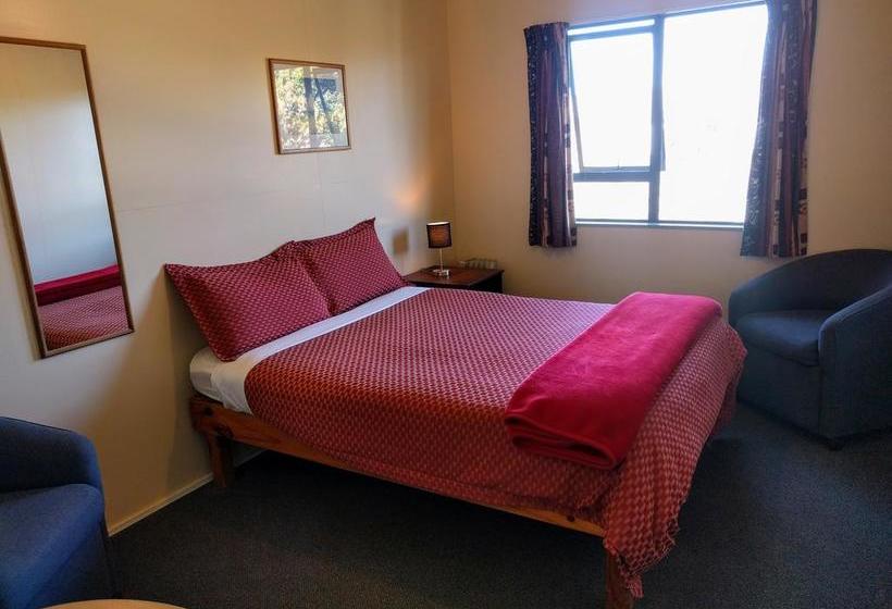 Hostel Kakapo Lodge 17