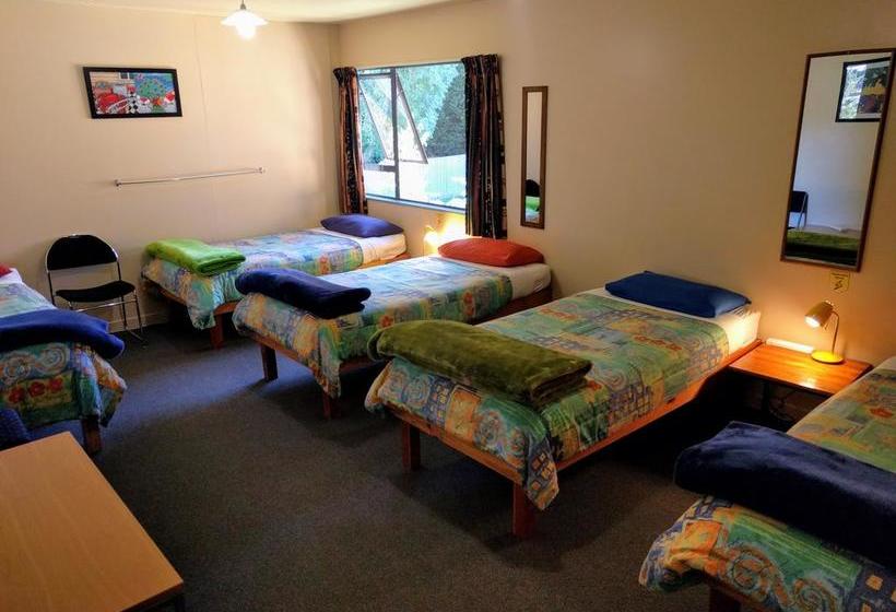 Hostel Kakapo Lodge 19