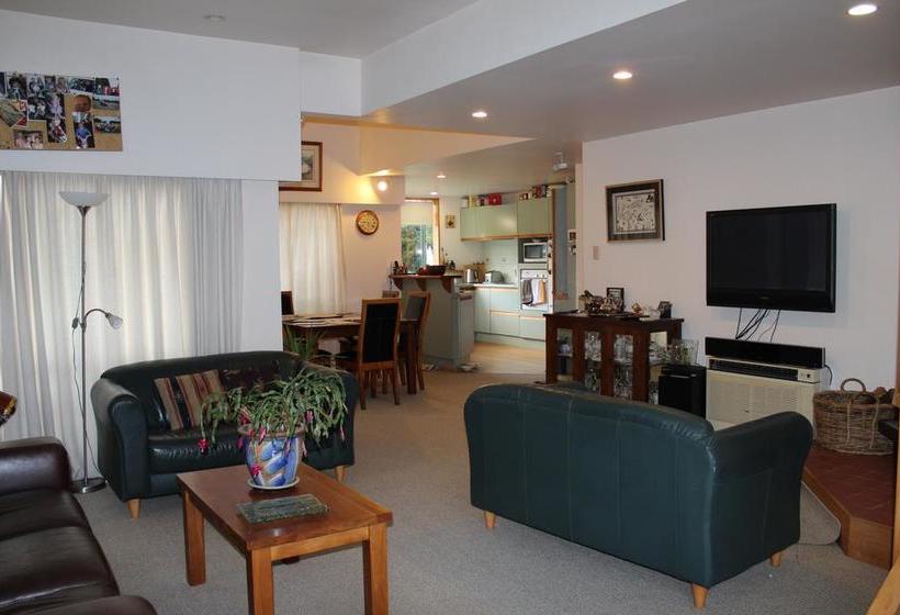 Bed and Breakfast Tui Hideaway 13