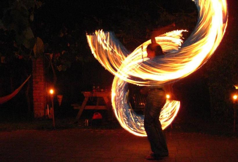 Hostel Jugglers Rest 4