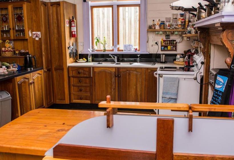 Hostel Jugglers Rest 6