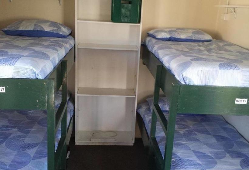 Hostel Apple Tree Backpackers 14