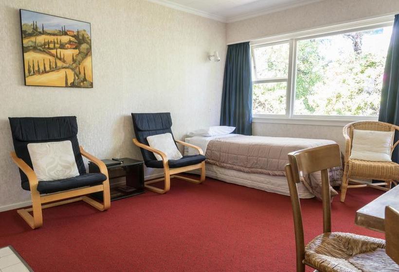 Waimarie On Riverside Motel & Apartments 15