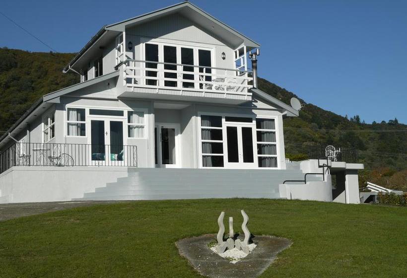 Bed and Breakfast Top Of The Town South Island