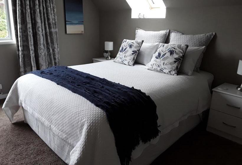 Bed and Breakfast No. 6 Heathcote 2