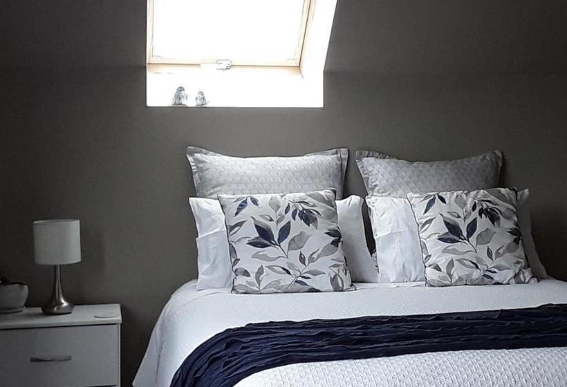 Bed and Breakfast No. 6 Heathcote 4