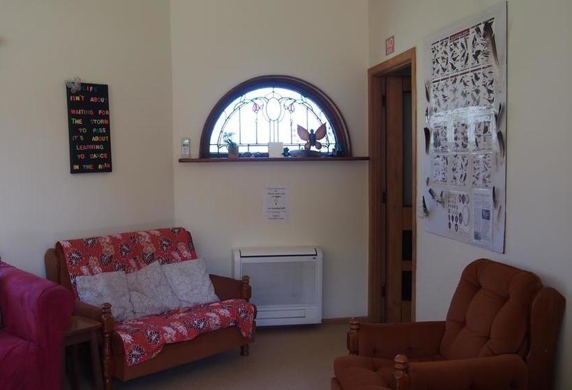 Hostel Surat Bay Lodge 12