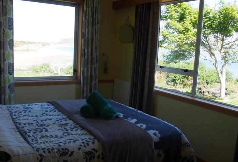 Hostel Surat Bay Lodge 19