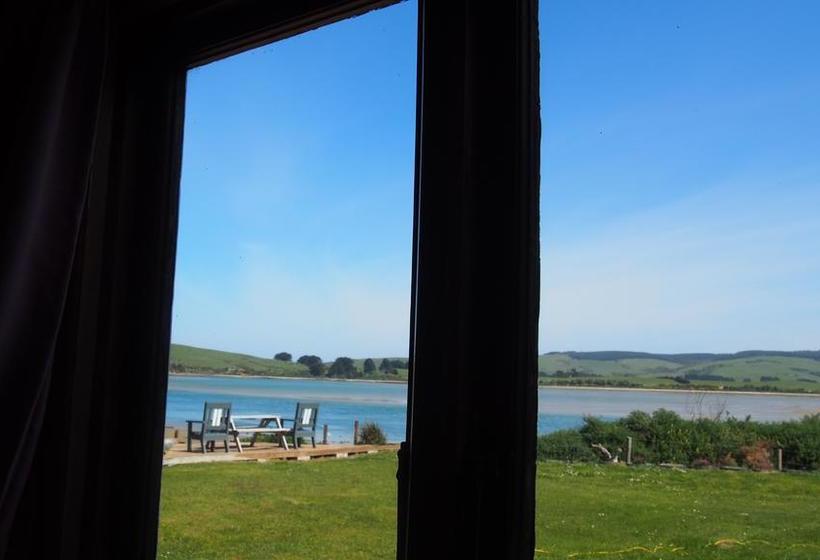 Hostel Surat Bay Lodge 9