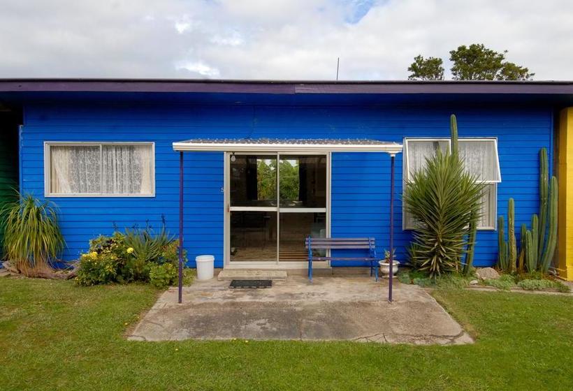 Motel Karamea Farm Baches 14