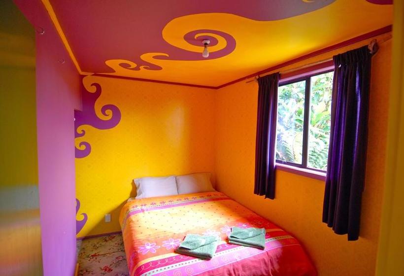 Motel Karamea Farm Baches 19