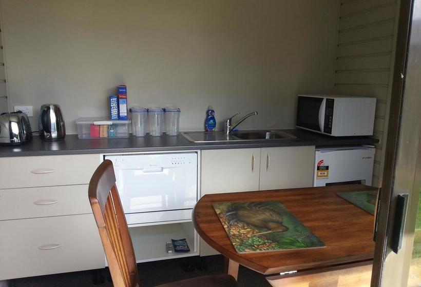 Bed and Breakfast World Of Two Stream Lodge 11