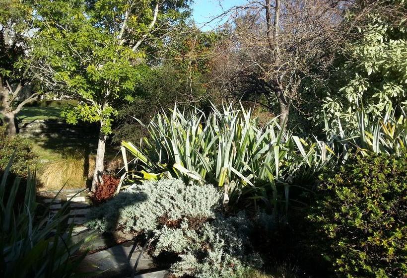 Bed and Breakfast World Of Two Stream Lodge 14