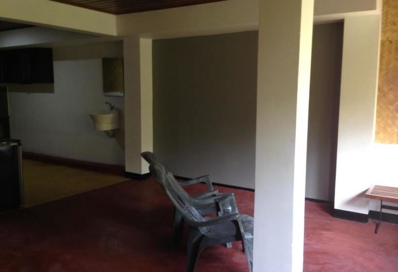 Bed and Breakfast Ambadis Villas 5