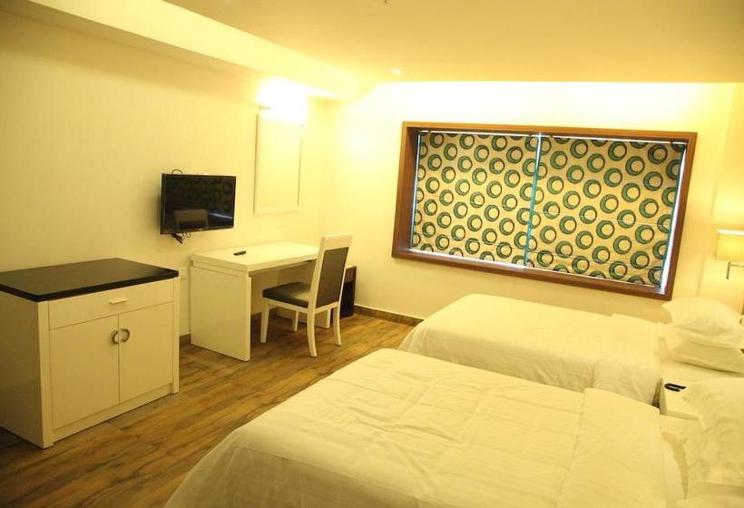 Hotel Paravoor Galaxy 5