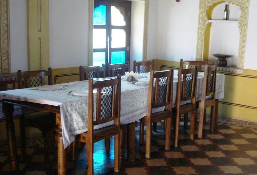 Hotel Nawal Sagar Palace 17