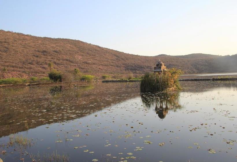 Ummaid Bagh Resort 15