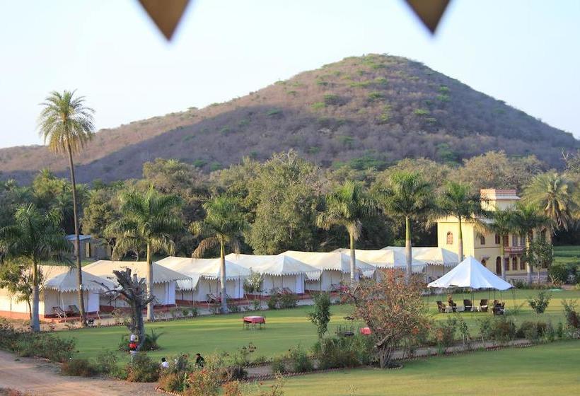 Ummaid Bagh Resort 6