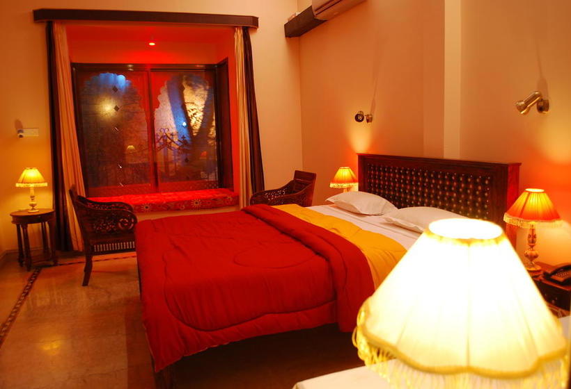 Hotel Pratapgarh Haveli 12